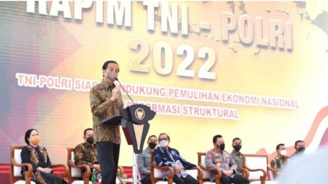 
					Arahan Presiden Jokowi Pada TNI-Polri: Waspadai Tantangan Global