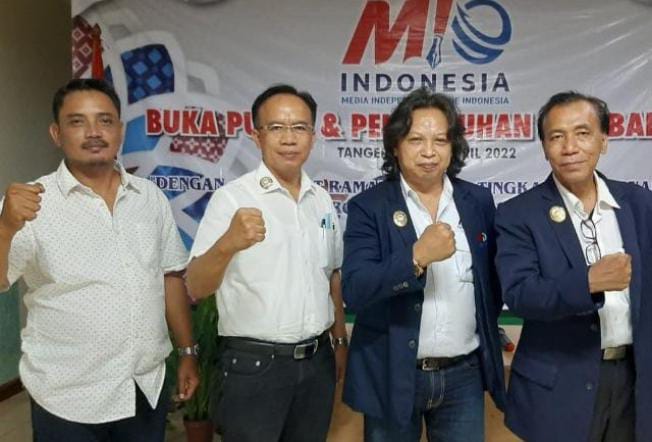 
					Bukber dan Konsolidasi MIO Banten.