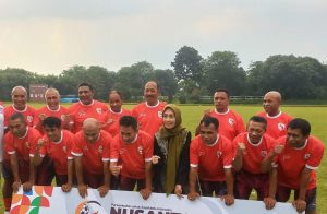 Legenda Timnas Indonesia dan Singapore Tampil di Stadion Madya Senayan.