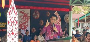 Laporan Masyarakat Sering Menguap : Oknum Penyidik KPK Diduga Tiarap Dibawah Kaki Mantan Bupati Malinau- Kaltara, Dr Yansen TP, MSi