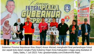 Ansar Ahmad Saksikan Final Futsal dan Sepak Bola ‘Piala Gubernur Kepri’ Zona Lingga…