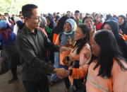 Wujudkan Batam Bersih, 918 Personel Satgas Kebersihan Hadiri Apel Dipimpin Wali Kota Amsakar Achmad